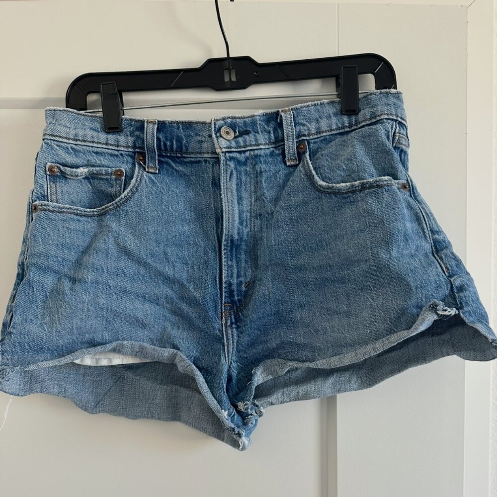 Abercrombie - The Mom Short High Rise